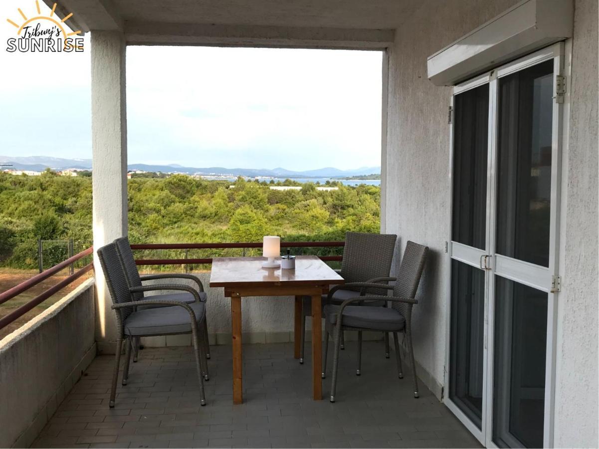 Tribunj Sunrise Apartment Bagian luar foto