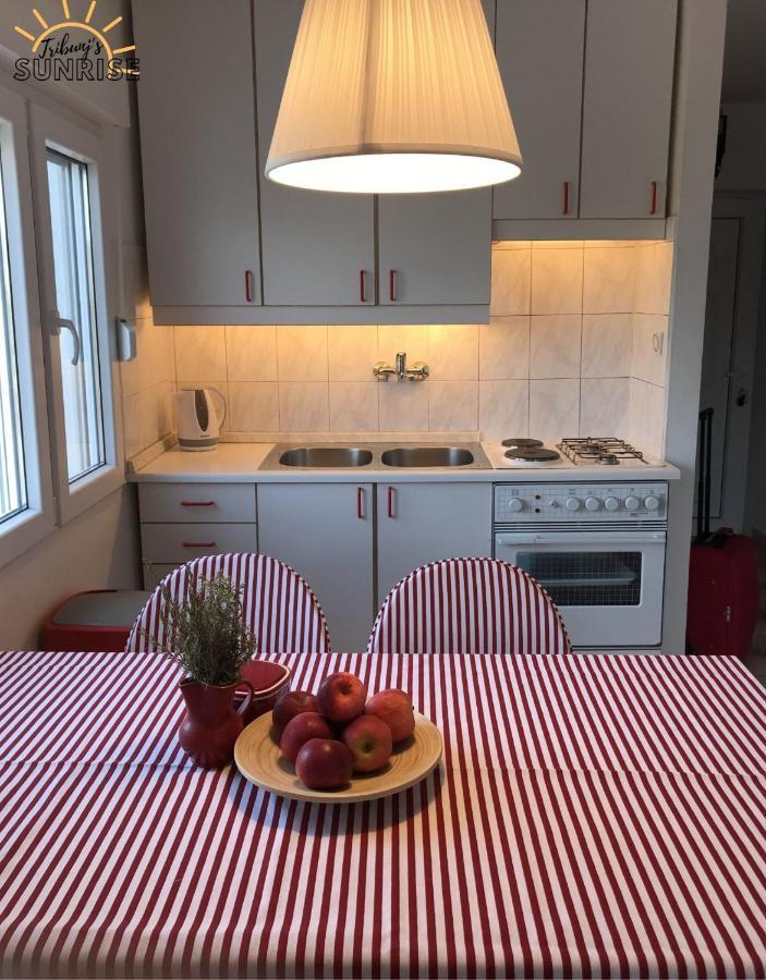 Tribunj Sunrise Apartment Bagian luar foto