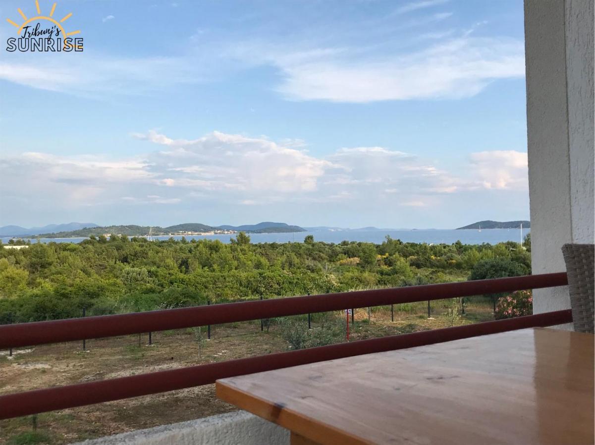 Tribunj Sunrise Apartment Bagian luar foto