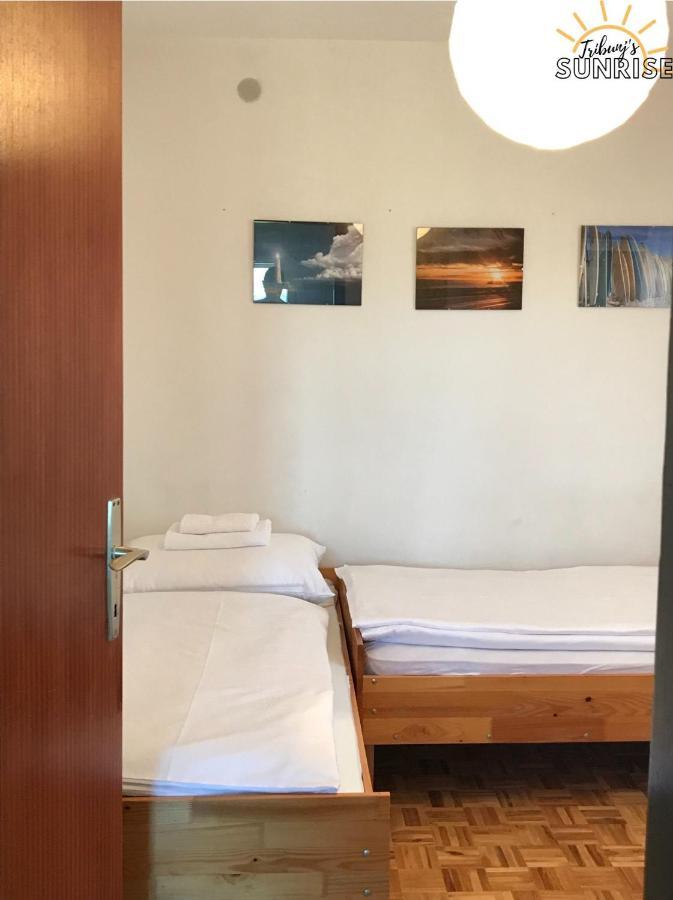 Tribunj Sunrise Apartment Bagian luar foto